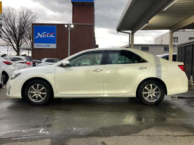 トヨタ カムリ　ハイブリッド ２．５ Ｇパッケージ プレミアム ブラック H25年 (東北) 99