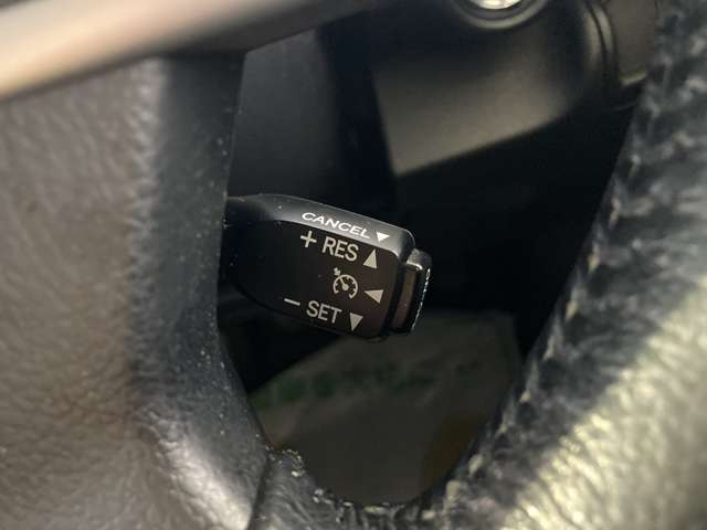 トヨタ カムリ　ハイブリッド ２．５ Ｇパッケージ プレミアム ブラック H25年 (東北) 99