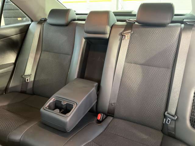 トヨタ カムリ　ハイブリッド ２．５ Ｇパッケージ プレミアム ブラック H25年 (東北) 99