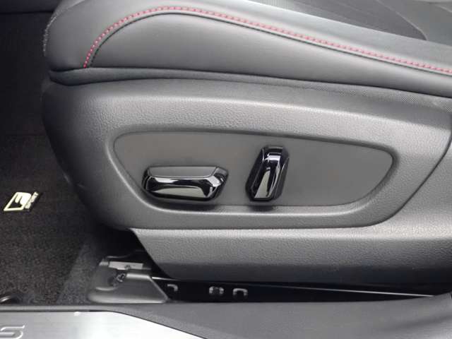 レクサス ＵＸ２５０ｈ Ｆスポーツ R3年 (関東) 99