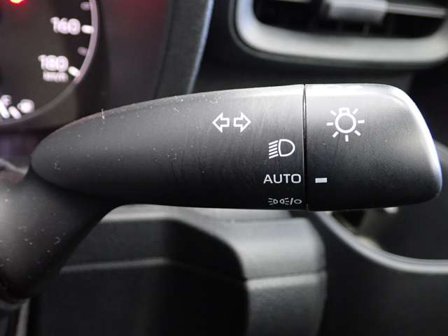 トヨタ シエンタ　ハイブリッド ハイブリッド １．５ Ｇ R5年 (関東) 99