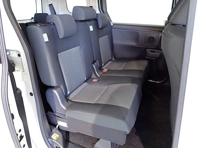 トヨタ シエンタ　ハイブリッド ハイブリッド １．５ Ｇ R5年 (関東) 99