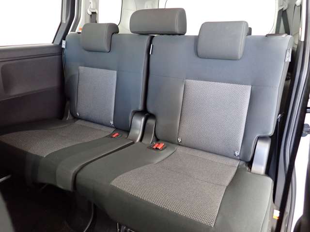 トヨタ シエンタ　ハイブリッド ハイブリッド １．５ Ｇ R5年 (関東) 99