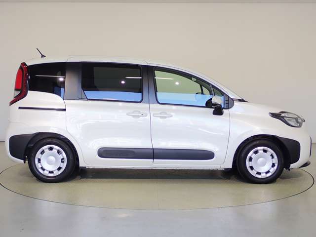 トヨタ シエンタ　ハイブリッド ハイブリッド １．５ Ｇ R5年 (関東) 99