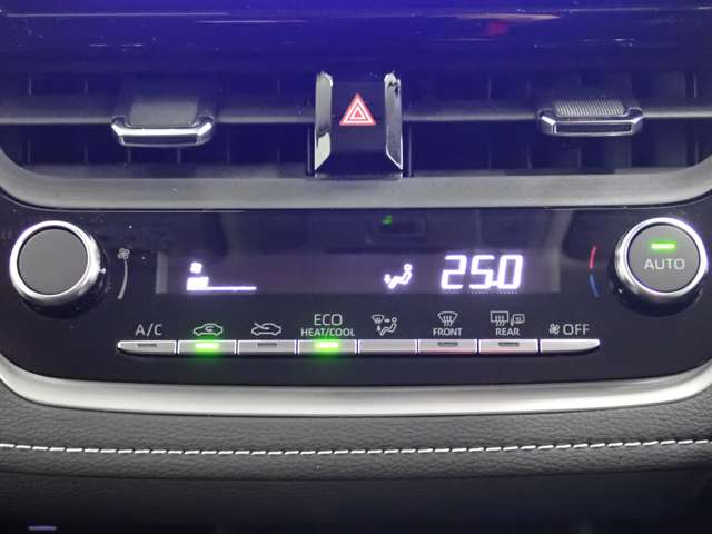 トヨタ カローラ　ツーリング　ハイブリッド １．８ ハイブリッド Ｇ R4年 (関東) 99