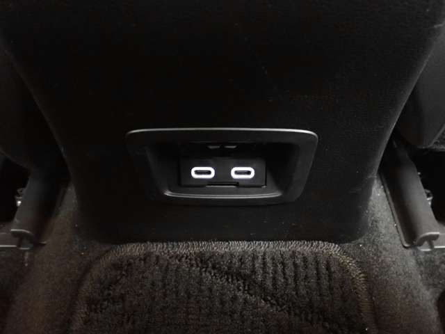 トヨタ カローラ　ツーリング　ハイブリッド １．８ ハイブリッド Ｇ R4年 (関東) 99