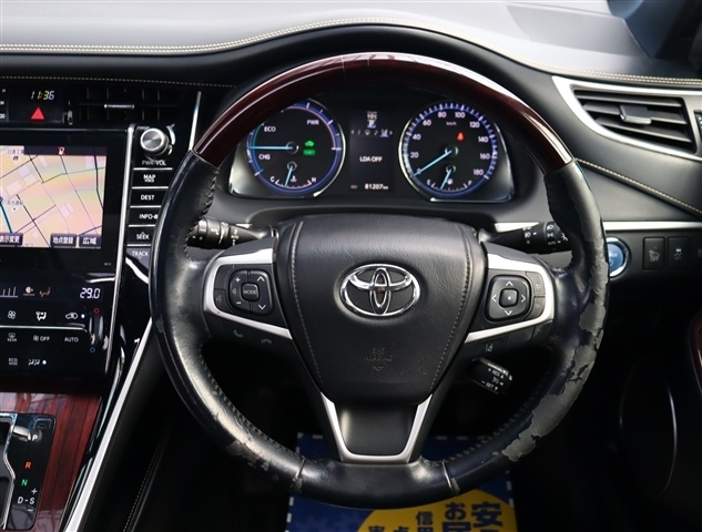 トヨタ ハリアー　ハイブリッド ２．５ ハイブリッド Ｅ－ＦＯＵＲ プレミアム ４ＷＤ H26年 (関東) 99