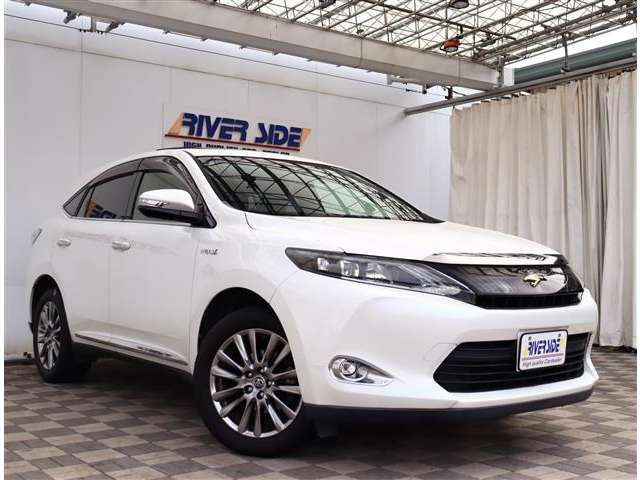 トヨタ ハリアー　ハイブリッド ２．５ ハイブリッド Ｅ－ＦＯＵＲ プレミアム ４ＷＤ H26年 (関東) 99
