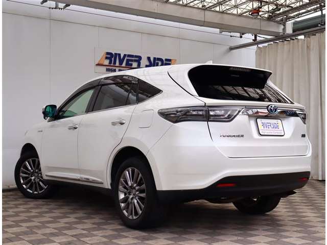 トヨタ ハリアー　ハイブリッド ２．５ ハイブリッド Ｅ－ＦＯＵＲ プレミアム ４ＷＤ H26年 (関東) 99