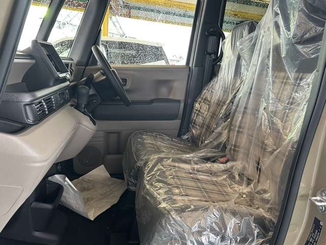 ホンダ Ｎ　ＢＯＸ ジョイ ６６０ ２トーン R7年 (東海) 99