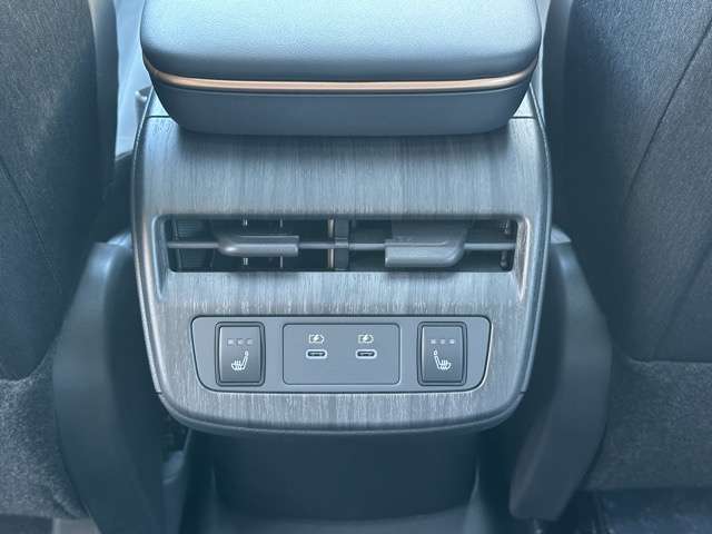 日産 アリア Ｂ６ Ｅ－４ＯＲＣＥ ４ＷＤ R6年 (東海) 99