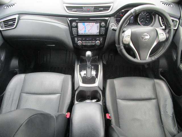 日産 エクストレイル ２．０ ２０ＸＴ ブラック エクストリーマーＸ エマージェンシーブレーキパッケージ ３列車 ４ＷＤ H28年 (中国) 99