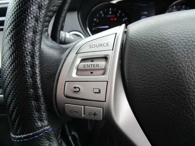 日産 エクストレイル ２．０ ２０ＸＴ ブラック エクストリーマーＸ エマージェンシーブレーキパッケージ ３列車 ４ＷＤ H28年 (中国) 99