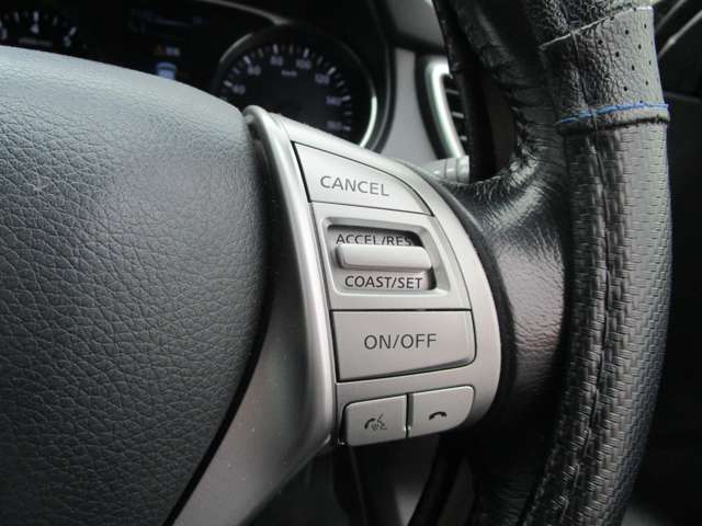 日産 エクストレイル ２．０ ２０ＸＴ ブラック エクストリーマーＸ エマージェンシーブレーキパッケージ ３列車 ４ＷＤ H28年 (中国) 99