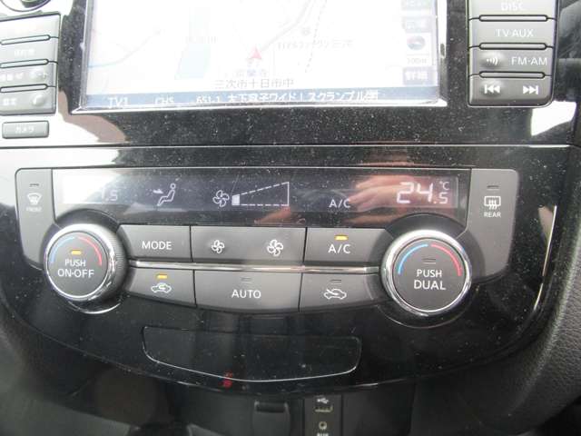 日産 エクストレイル ２．０ ２０ＸＴ ブラック エクストリーマーＸ エマージェンシーブレーキパッケージ ３列車 ４ＷＤ H28年 (中国) 99