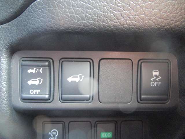 日産 エクストレイル ２．０ ２０ＸＴ ブラック エクストリーマーＸ エマージェンシーブレーキパッケージ ３列車 ４ＷＤ H28年 (中国) 99