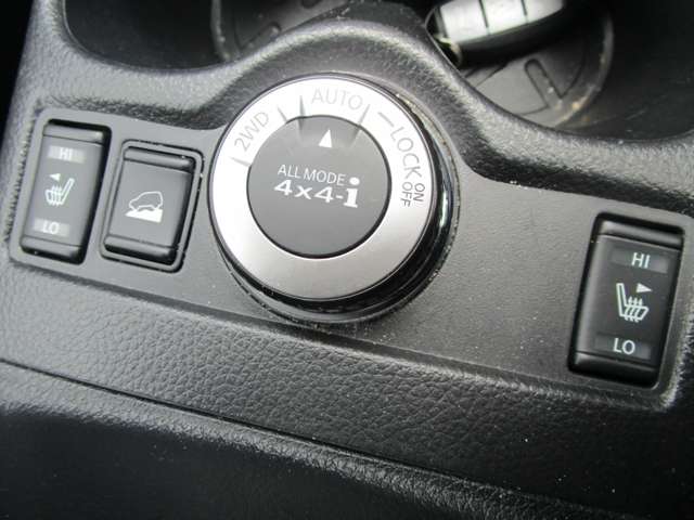 日産 エクストレイル ２．０ ２０ＸＴ ブラック エクストリーマーＸ エマージェンシーブレーキパッケージ ３列車 ４ＷＤ H28年 (中国) 99