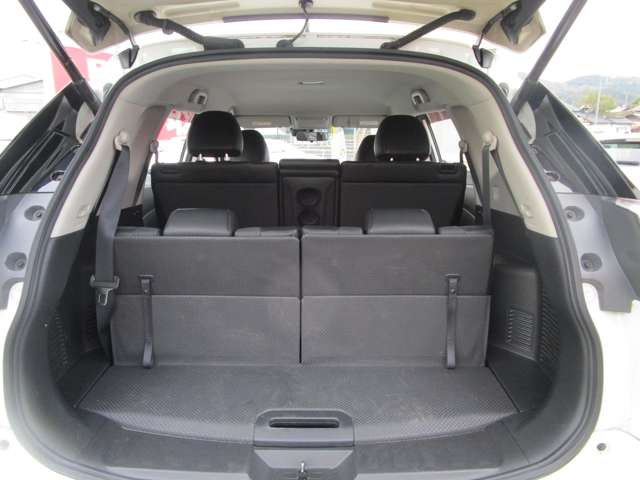 日産 エクストレイル ２．０ ２０ＸＴ ブラック エクストリーマーＸ エマージェンシーブレーキパッケージ ３列車 ４ＷＤ H28年 (中国) 99