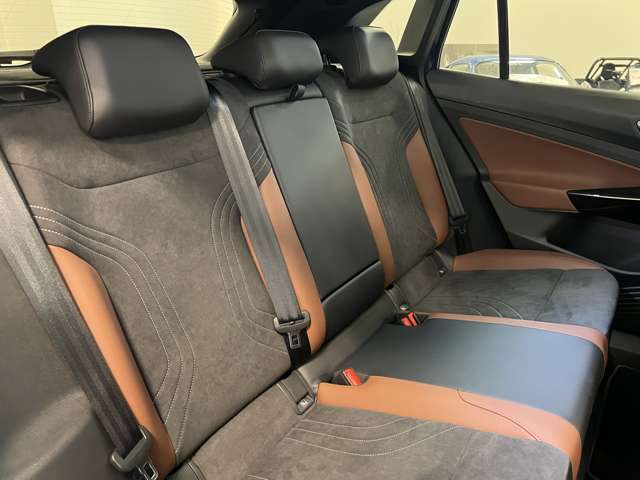 フォルクスワーゲン ＩＤ．４ プロ R6年 (関東) 99