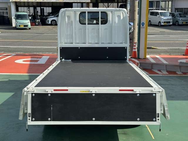 三菱フソウ キャンター ３．０ 全低床 ディーゼルターボ R6年 (東海) 99