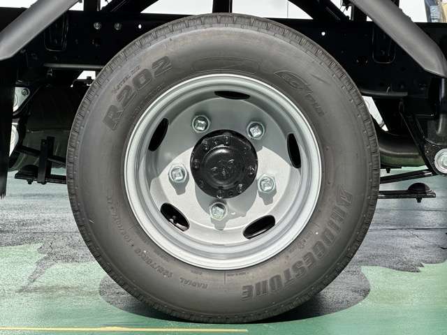 三菱フソウ キャンター ３．０ 全低床 ディーゼルターボ R6年 (東海) 99