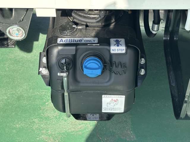 三菱フソウ キャンター ３．０ 全低床 ディーゼルターボ R6年 (東海) 99