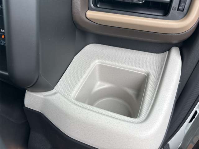 スズキ スペーシア ６６０ ハイブリッド Ｇ R6年 (近畿) 99