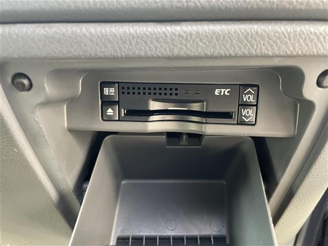 トヨタ ヴォクシー ２．０ Ｘ Ｌエディション H22年 (東海) 99