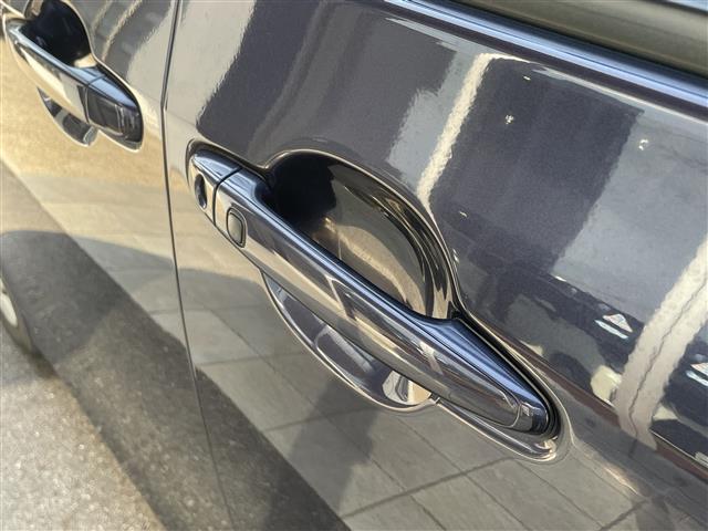 トヨタ ヴォクシー ２．０ Ｘ Ｌエディション H22年 (東海) 99