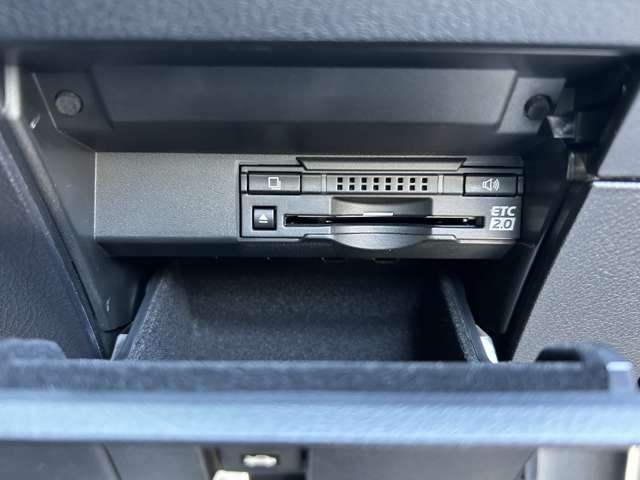 レクサス ＲＸ２００ｔ ２００Ｔ Ｆスポーツ ４ＷＤ H28年 (関東) 99