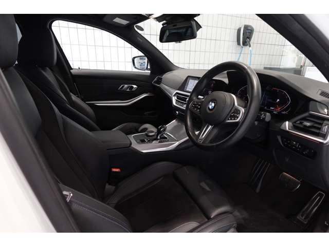 ＢＭＷ ３シリーズ ３２０Ｉ Ｍスポーツ R2年 (近畿) 99