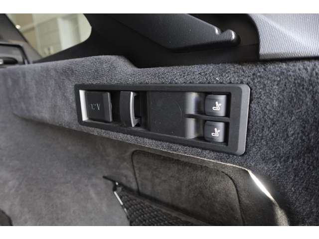 ＢＭＷ ３シリーズ ３２０Ｉ Ｍスポーツ R2年 (近畿) 99