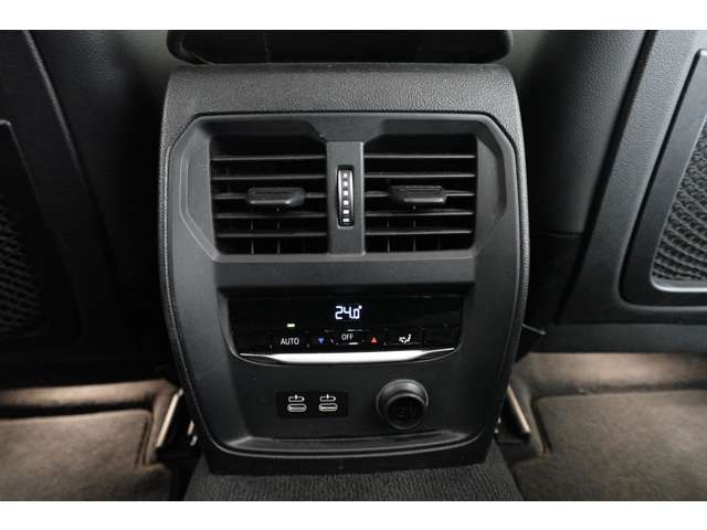 ＢＭＷ ３シリーズ ３２０Ｉ Ｍスポーツ R2年 (近畿) 99