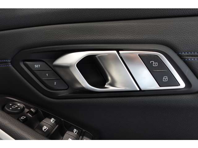 ＢＭＷ ３シリーズ ３２０Ｉ Ｍスポーツ R2年 (近畿) 99