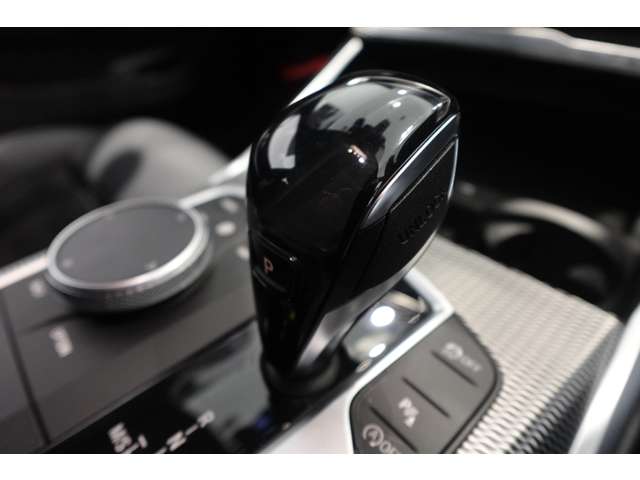 ＢＭＷ ３シリーズ ３２０Ｉ Ｍスポーツ R2年 (近畿) 99