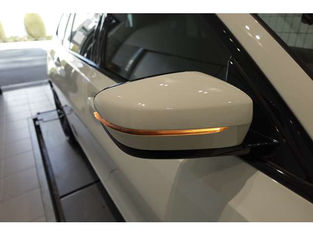 ＢＭＷ ３シリーズ ３２０Ｉ Ｍスポーツ R2年 (近畿) 99