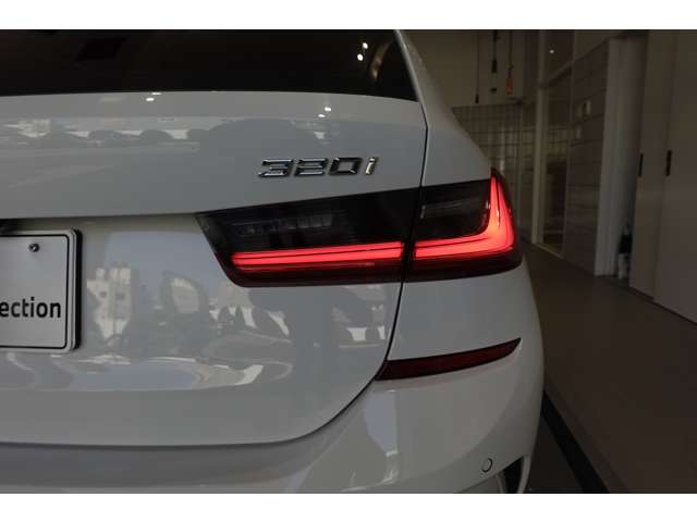 ＢＭＷ ３シリーズ ３２０Ｉ Ｍスポーツ R2年 (近畿) 99