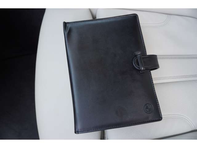 ＢＭＷ ５シリーズ ５２３Ｄ Ｘドライブ Ｍスポーツ エディション ジョイプラス ディーゼルターボ ４ＷＤ R3年 (近畿) 99