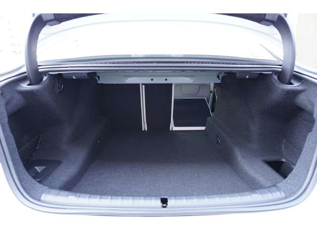 ＢＭＷ ５シリーズ ５２３Ｄ Ｘドライブ Ｍスポーツ エディション ジョイプラス ディーゼルターボ ４ＷＤ R3年 (近畿) 99