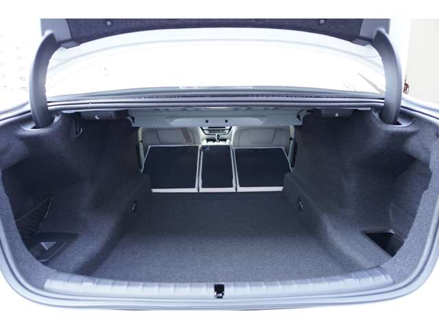 ＢＭＷ ５シリーズ ５２３Ｄ Ｘドライブ Ｍスポーツ エディション ジョイプラス ディーゼルターボ ４ＷＤ R3年 (近畿) 99