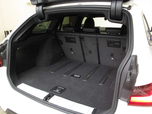 ＢＭＷ ３シリーズ ３２０Ｉ Ｍスポーツ R6年 (近畿) 99