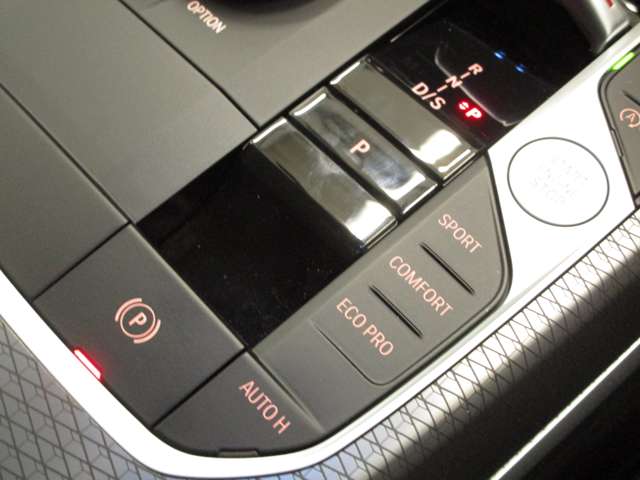 ＢＭＷ ３シリーズ ３２０Ｉ Ｍスポーツ R6年 (近畿) 99