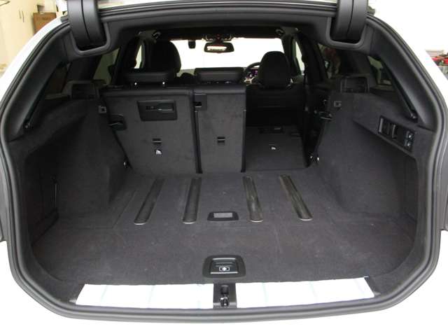 ＢＭＷ ３シリーズ ３２０Ｉ Ｍスポーツ R6年 (近畿) 99