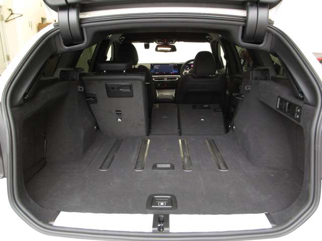 ＢＭＷ ３シリーズ ３２０Ｉ Ｍスポーツ R6年 (近畿) 99