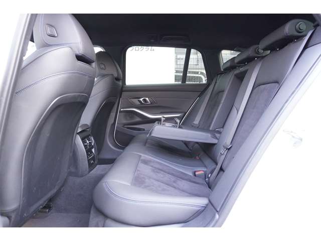 ＢＭＷ ３シリーズ ３１８Ｉ Ｍスポーツ エディション シャドウ R6年 (近畿) 99