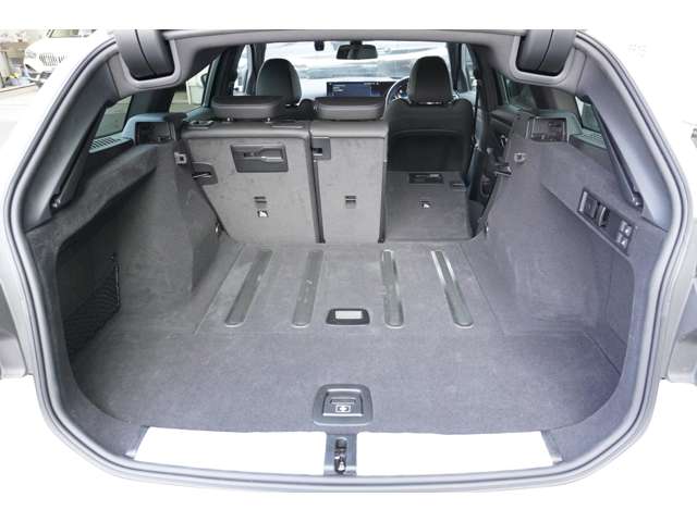 ＢＭＷ ３シリーズ ３１８Ｉ Ｍスポーツ エディション シャドウ R6年 (近畿) 99