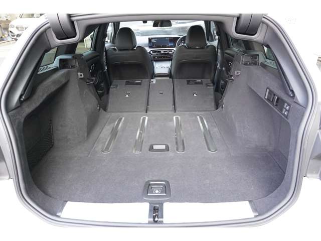 ＢＭＷ ３シリーズ ３１８Ｉ Ｍスポーツ エディション シャドウ R6年 (近畿) 99