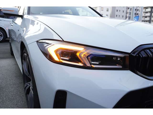 ＢＭＷ ３シリーズ ３１８Ｉ Ｍスポーツ エディション シャドウ R6年 (近畿) 99