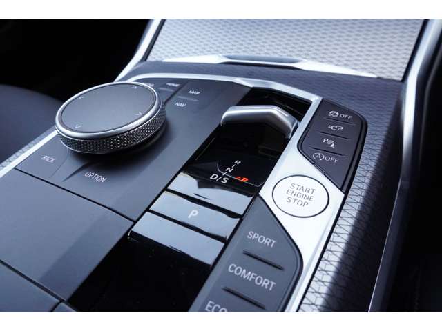 ＢＭＷ ３シリーズ ３１８Ｉ Ｍスポーツ エディション シャドウ R6年 (近畿) 99