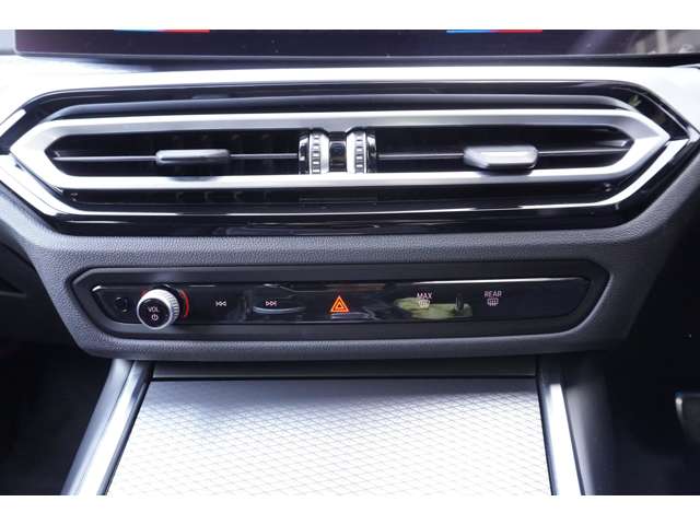 ＢＭＷ ３シリーズ ３１８Ｉ Ｍスポーツ エディション シャドウ R6年 (近畿) 99